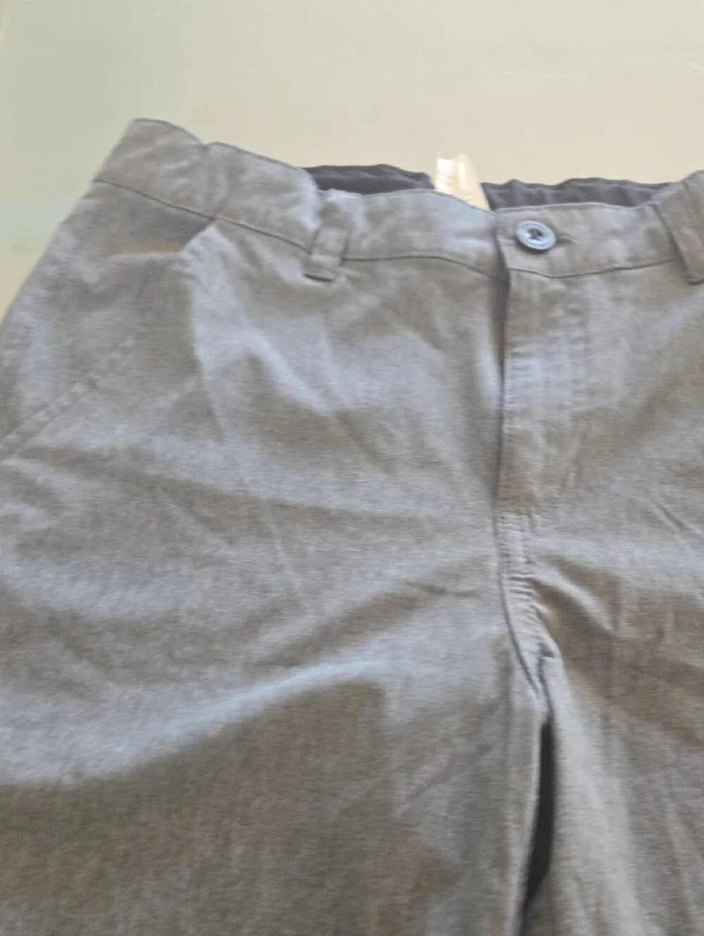 Under Armour Light Gray Flat-Front Men's Shorts